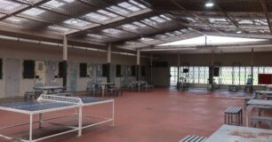 Image of indoor recreation yard at Albany Regional Prison