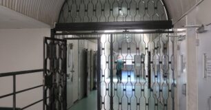 Image of corridor of Unit 2 at Albany Regional Prison